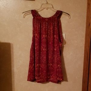 Sleeveless Apt. 9 tank top